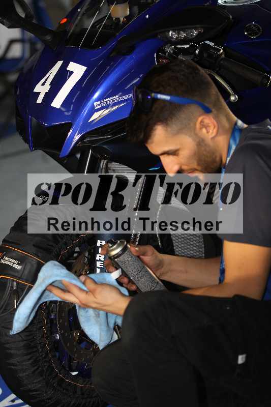 /Archiv-2024/01 26.-28.01.2024 Moto Center Thun Jerez/Boxenimpressionen/27.01.2024